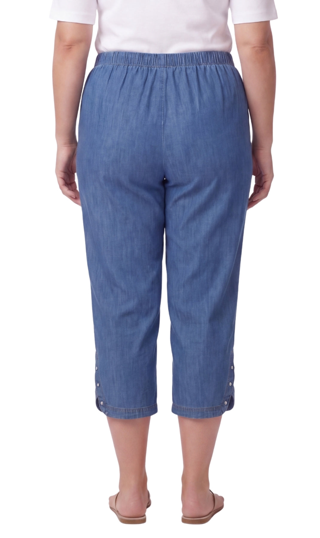 Women’s Lightweight Capris with Studded Hem Detail 7